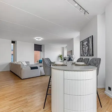Lux 2bd With Mini Spa Next To Old Town تالين