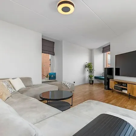 Lux 2bd With Mini Spa Next To Old Town アパート